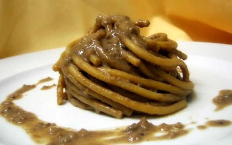 Bigoli in Anchovy Sauce