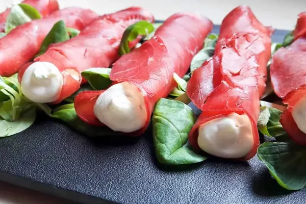 rolls-bresaola-robiola