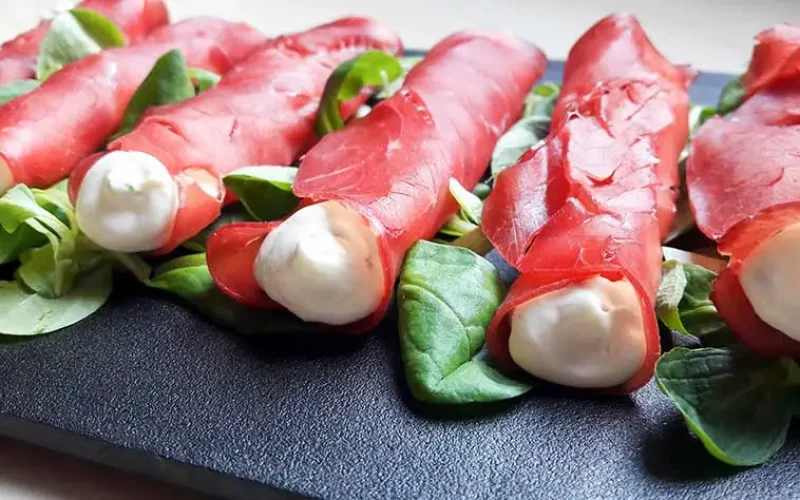 rolls-bresaola-robiola